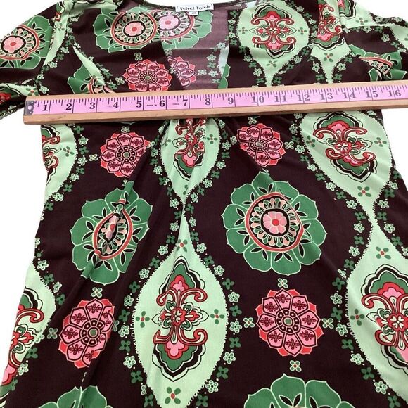 VELVET TORCH Velvet Torch Off The Shoulder Long Sleeve Mini Dress In Pink Green - Picture 6 of 10